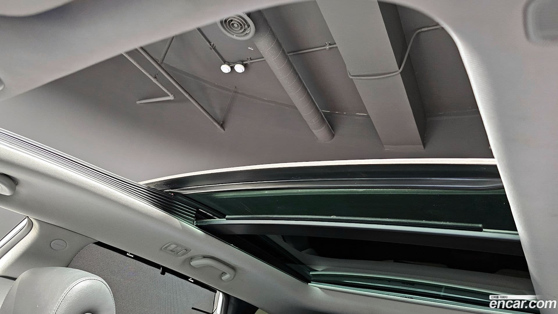 Main__Slider__Photo:Santafe Hyundai 2015.3-15