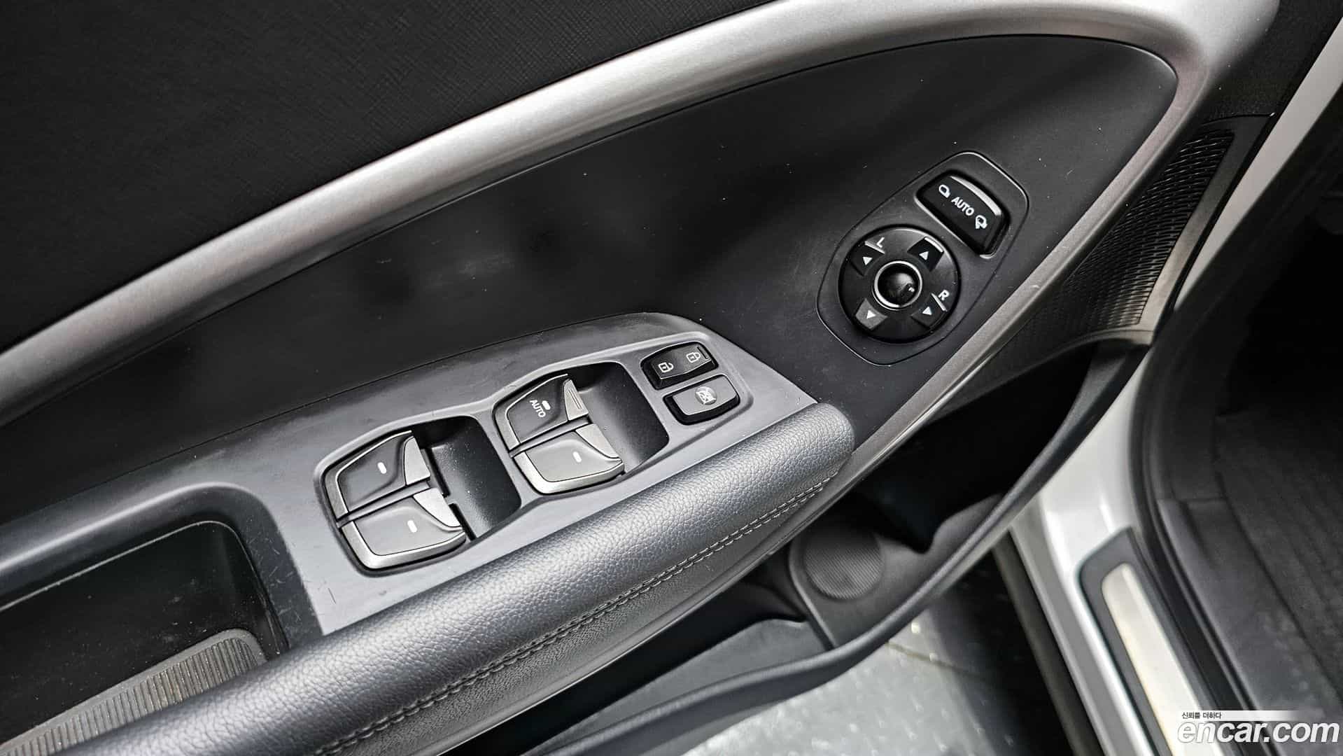 Santafe Hyundai 2015.3-OPTION-022