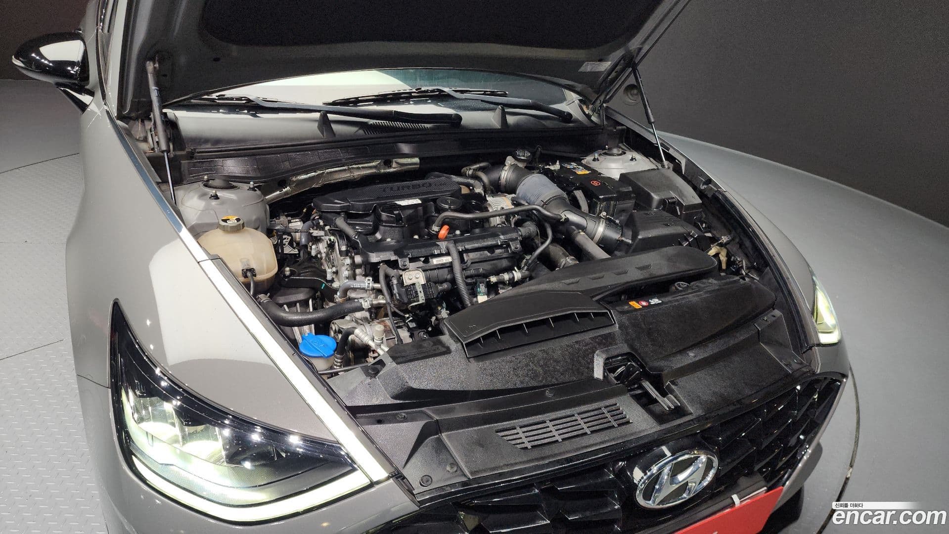 Main__Slider__Photo:Sonata Hyundai 2019.10-5