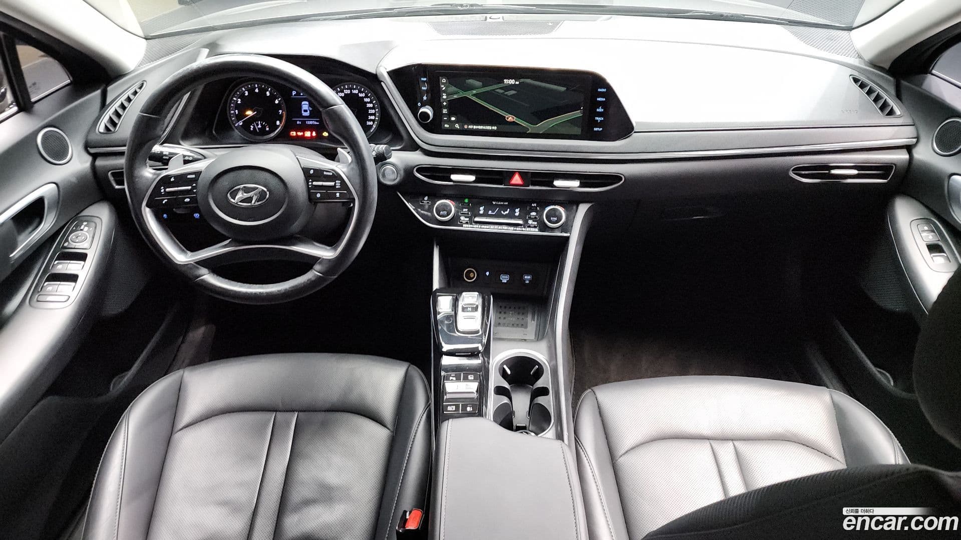 Main__Slider__Photo:Sonata Hyundai 2019.10-6