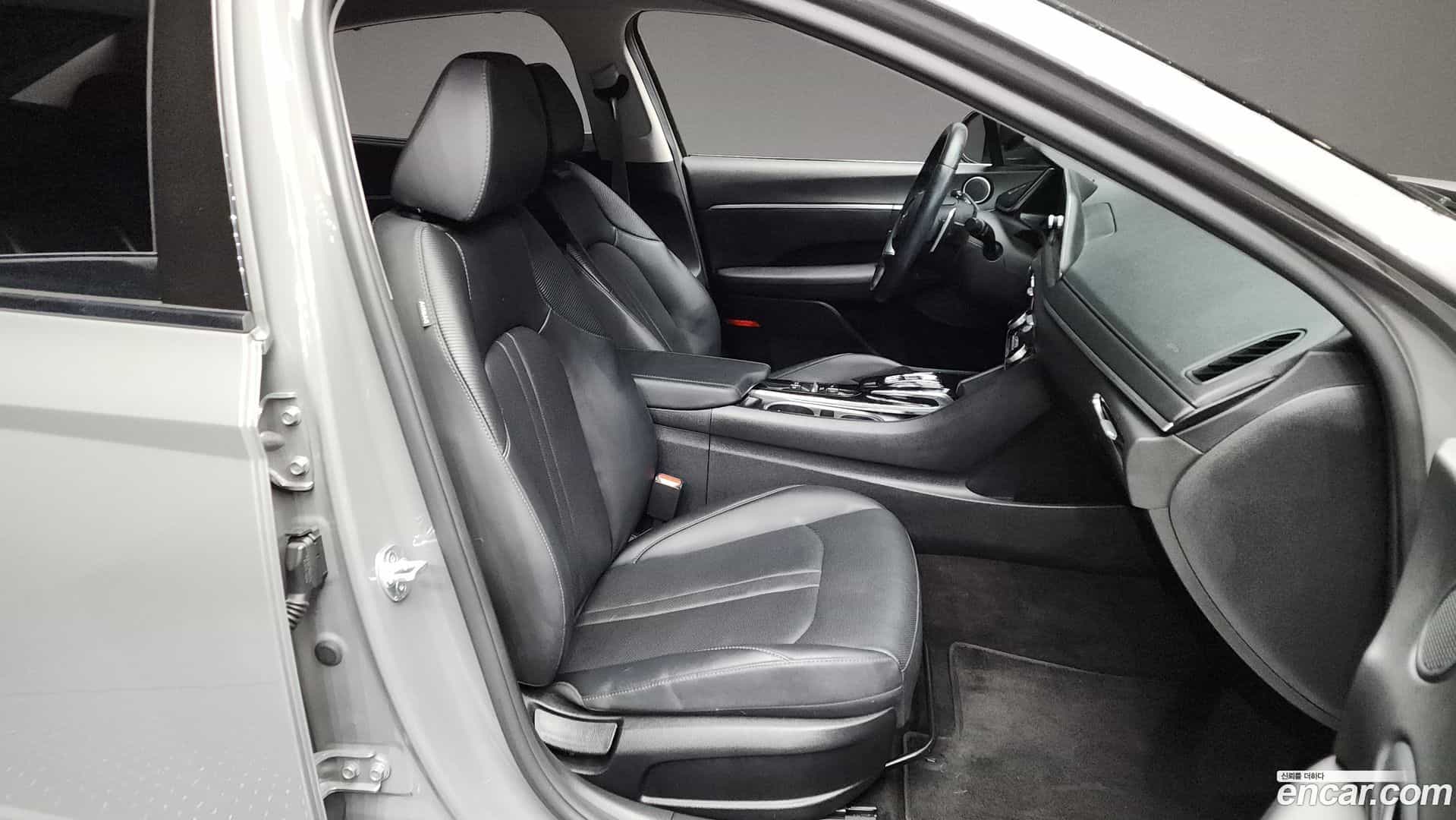 Sonata Hyundai 2019.10-OPTION-015