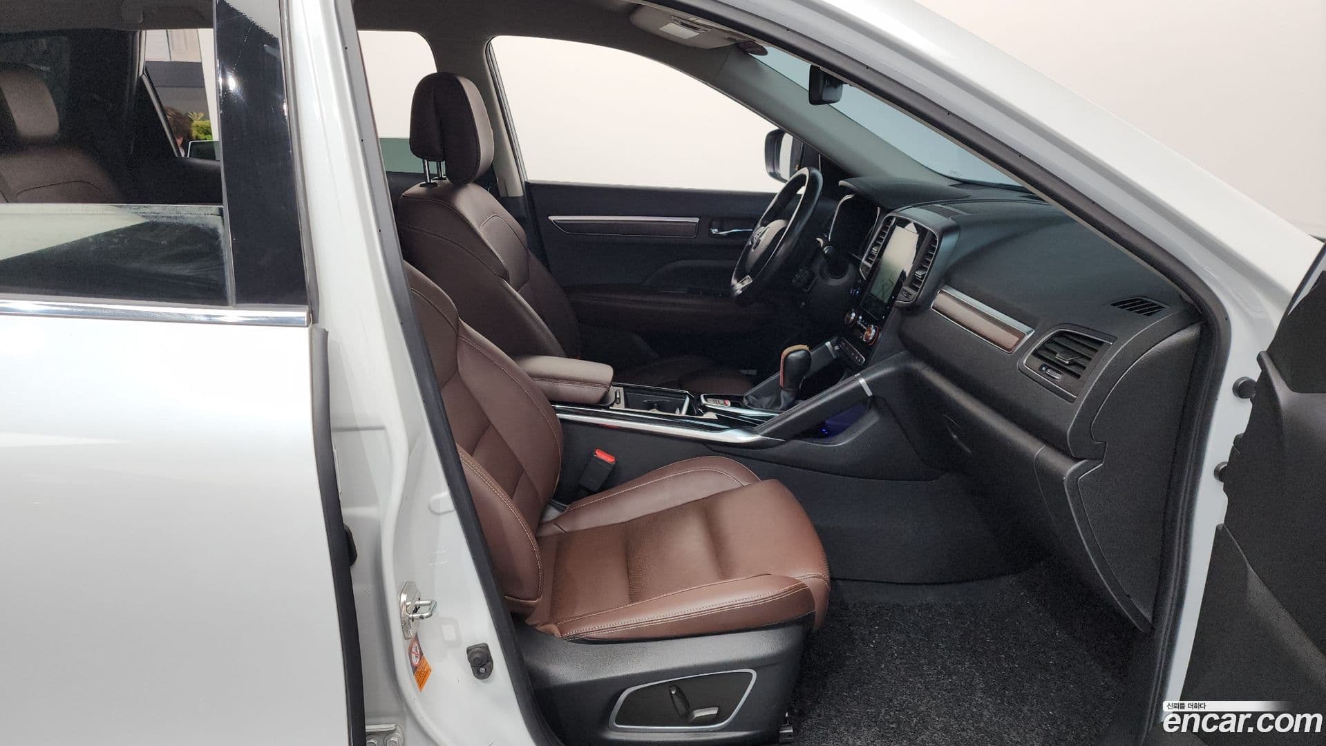 Main__Slider__Photo:QM6 Renault Korea 2019.6-10