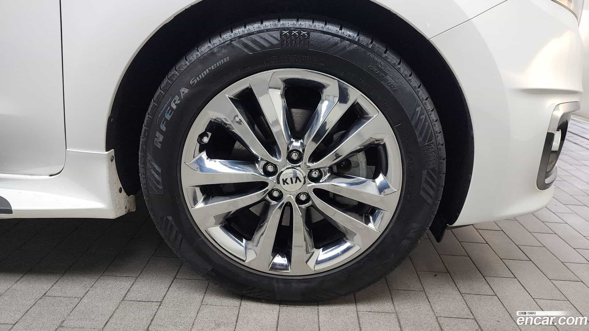 Canival Kia 2017.10-OUTER-005