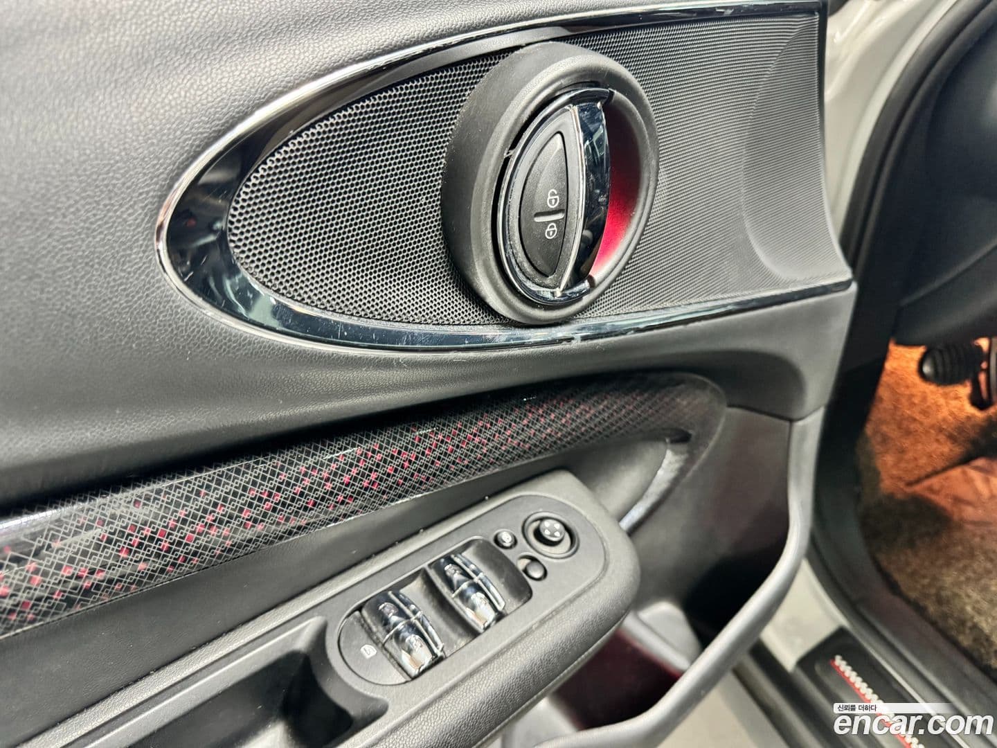 Main__Slider__Photo:Clubman Mini 2021.0-16