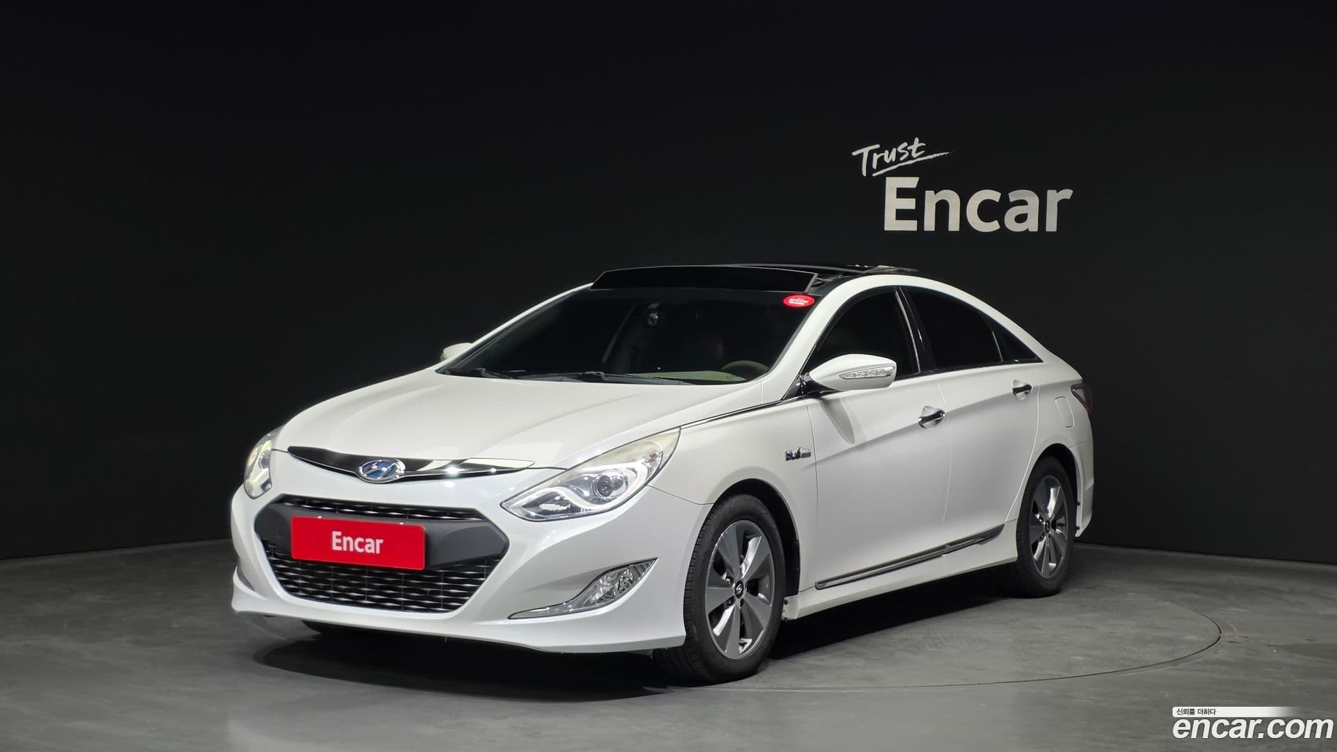 Main__Slider__Photo:Sonata Hyundai 2011.11-0