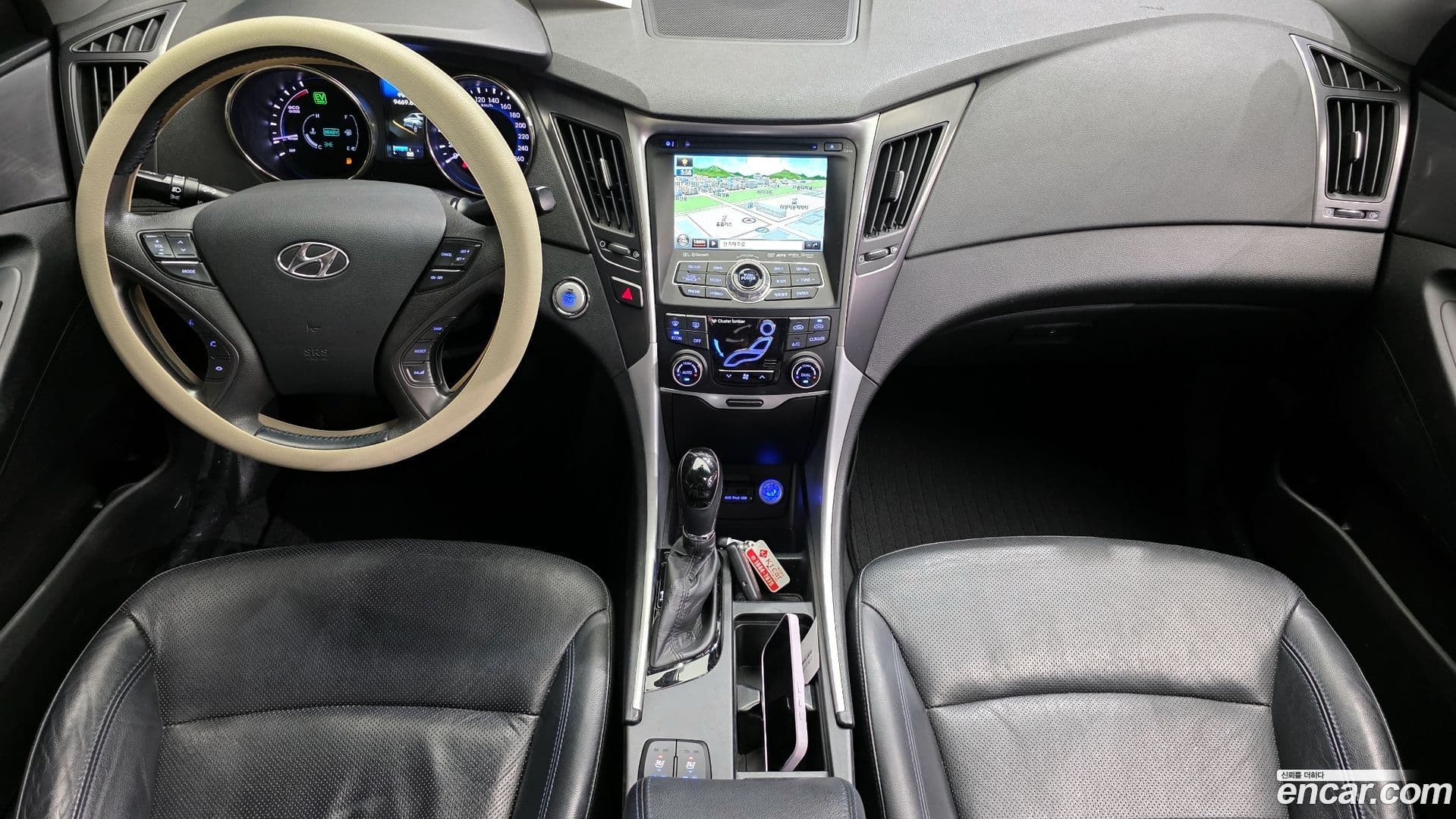 Main__Slider__Photo:Sonata Hyundai 2011.11-6