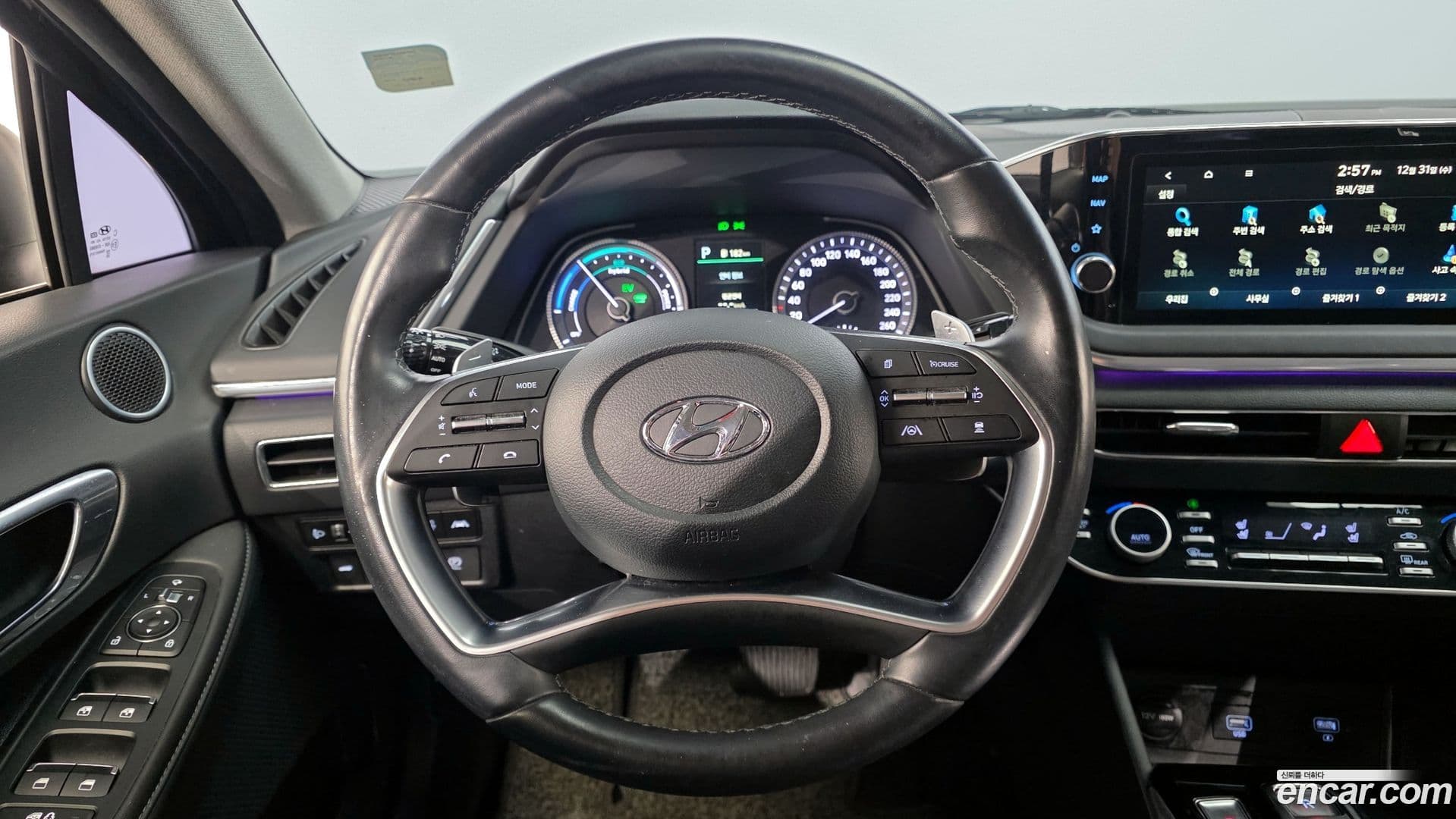 Main__Slider__Photo:Sonata Hyundai 2023.4-12