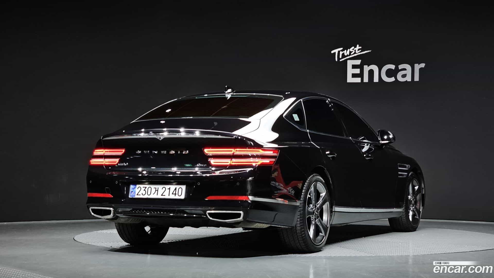 G80 Genesis 2021.10-OUTER-002