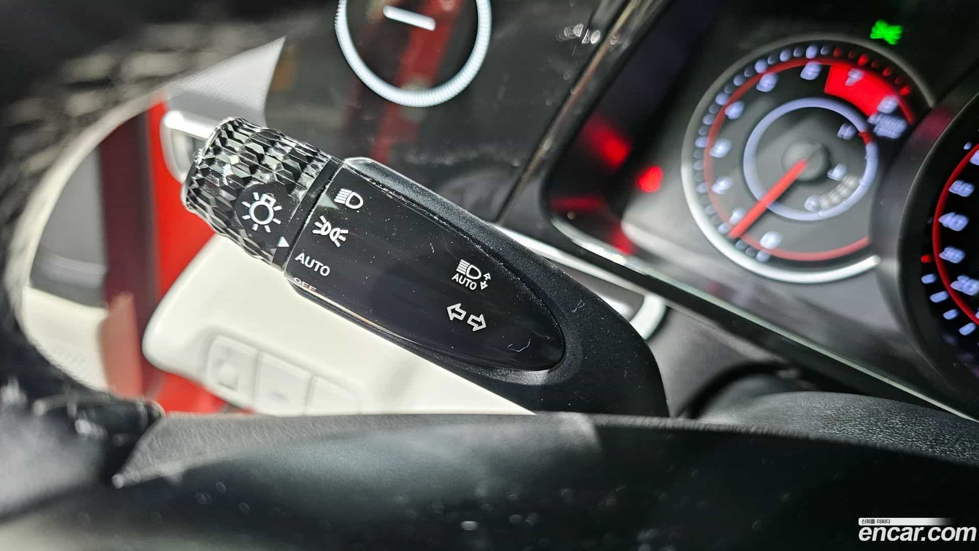 AVANTE Hyundai 2022.2-OPTION-020