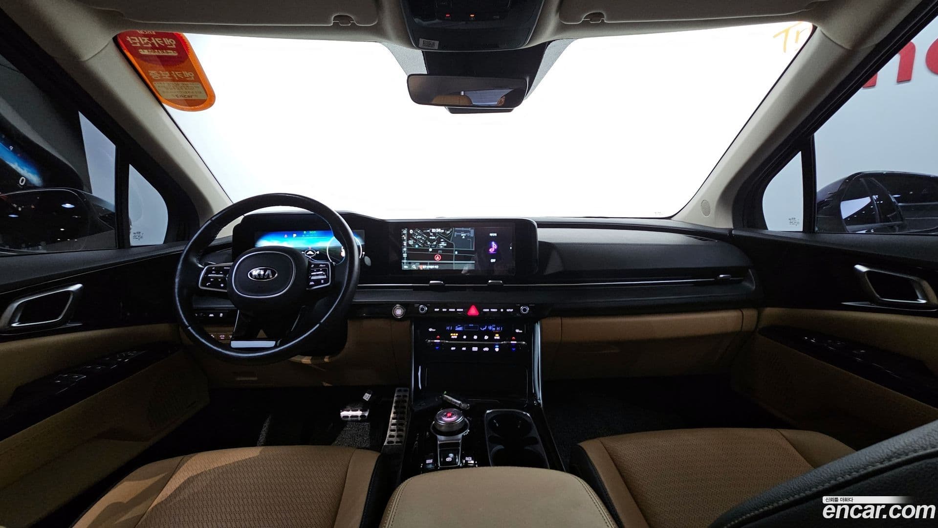 Main__Slider__Photo:Canival Kia 2021.2-6