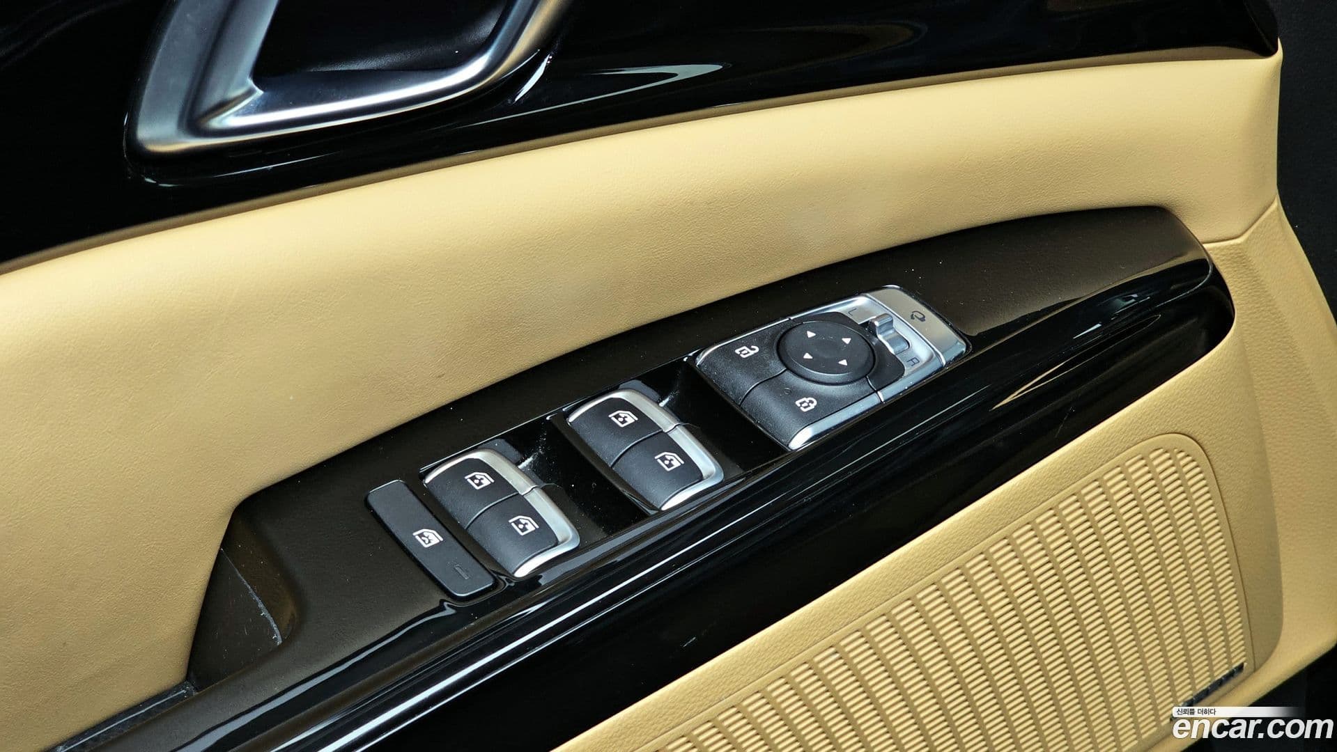 Main__Slider__Photo:Canival Kia 2021.2-16