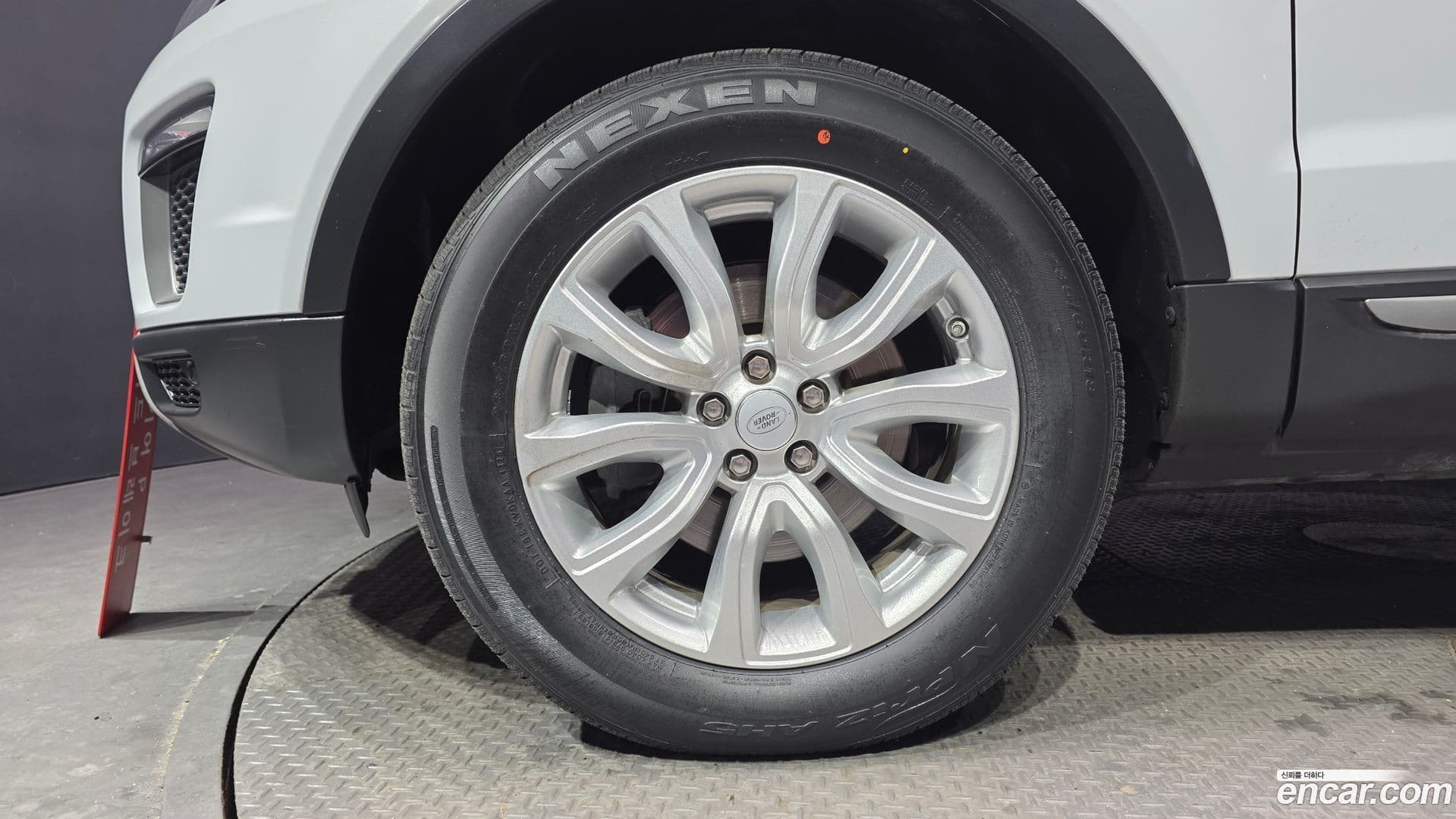 Main__Slider__Photo:Range Rover Evoque Land Rover 2016.7-4