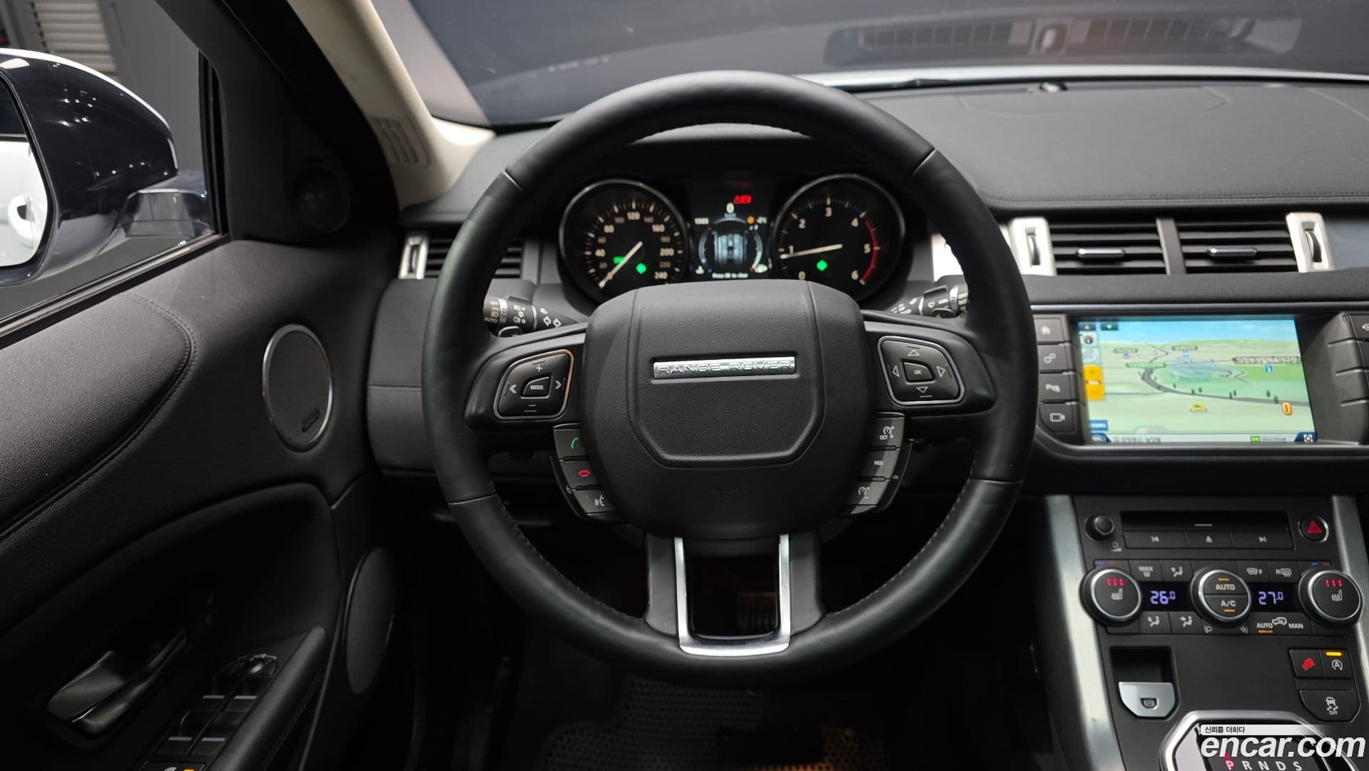 Main__Slider__Photo:Range Rover Evoque Land Rover 2016.7-12