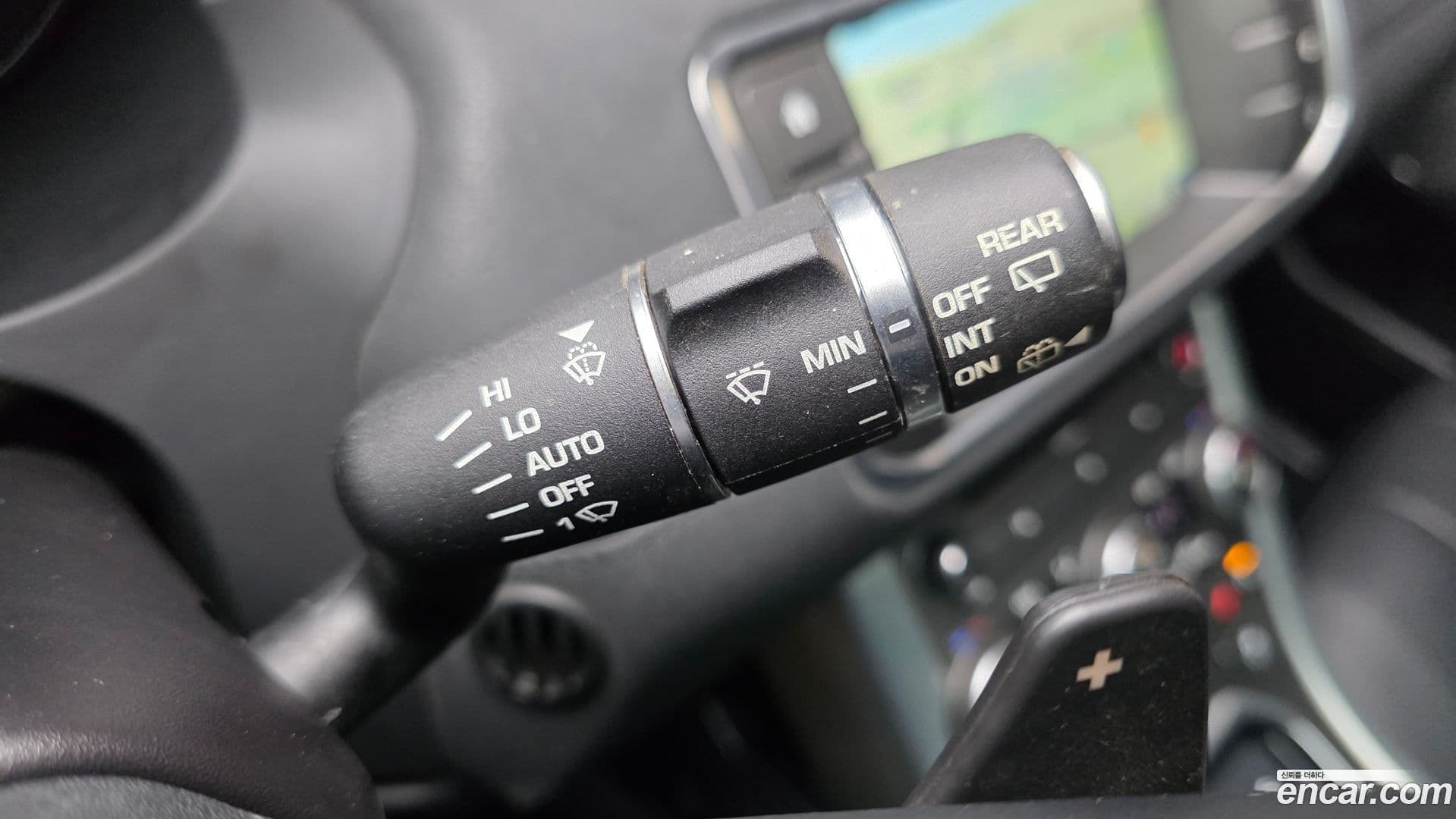 Main__Slider__Photo:Range Rover Evoque Land Rover 2016.7-16