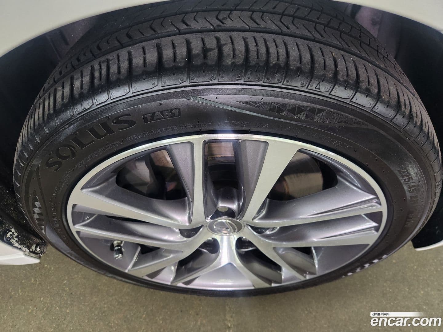 Main__Slider__Photo:IS Lexus 2018.10-4