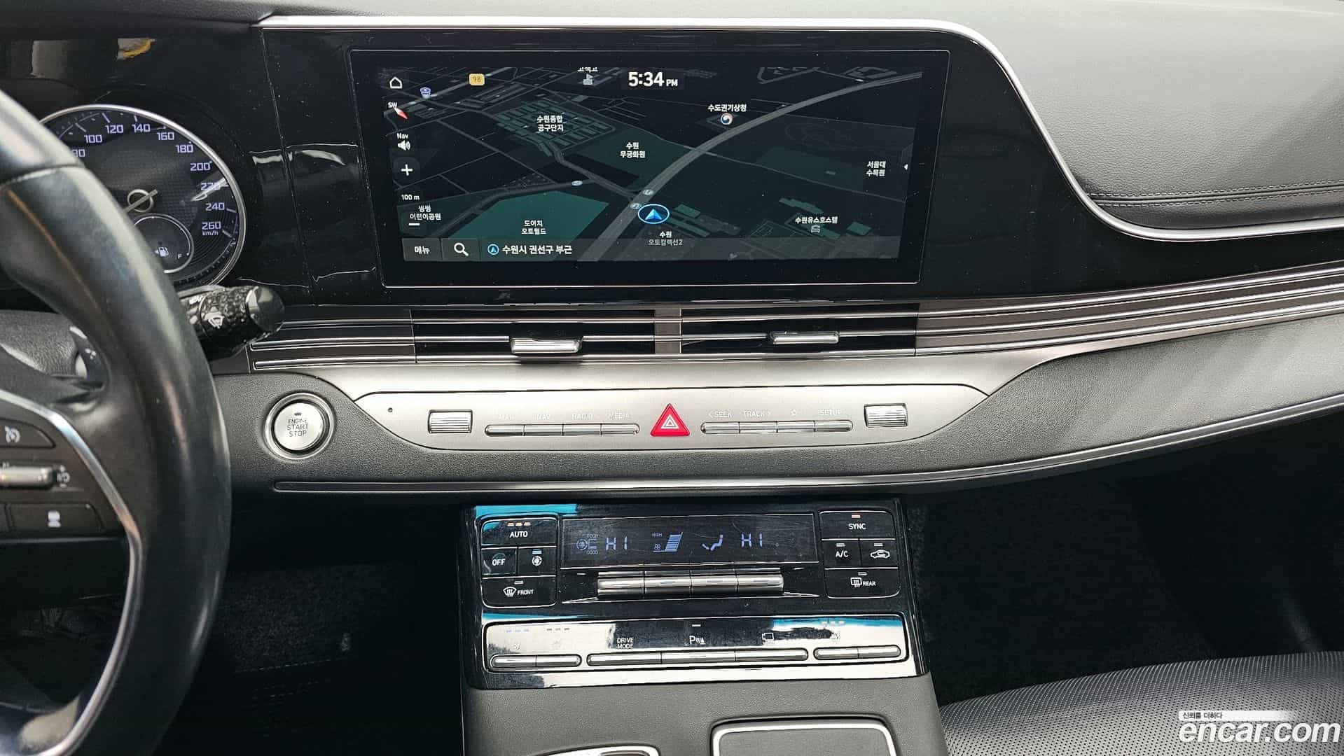 Grandeur Hyundai 2020.0-OPTION-018