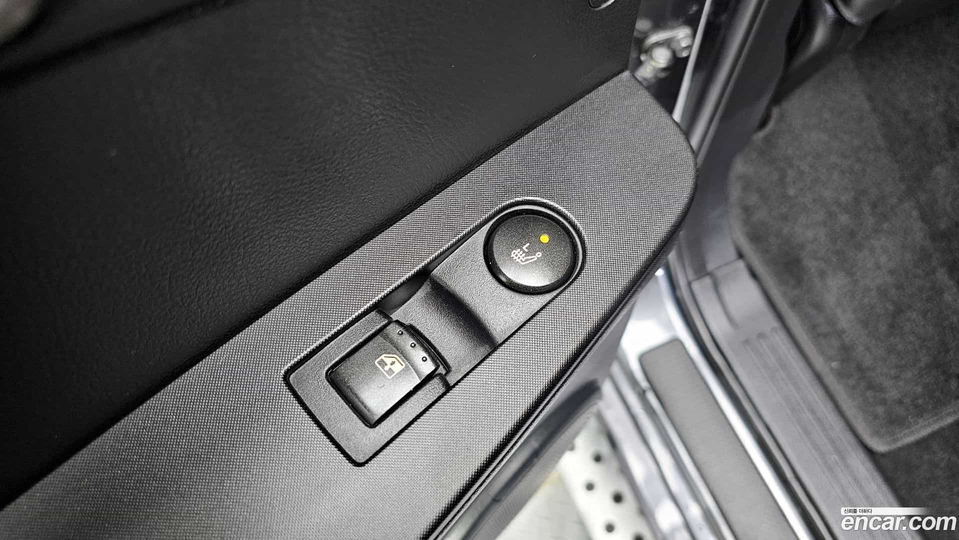 KORANDO KG_Mobility_Ssangyong 2014.8-OPTION-023