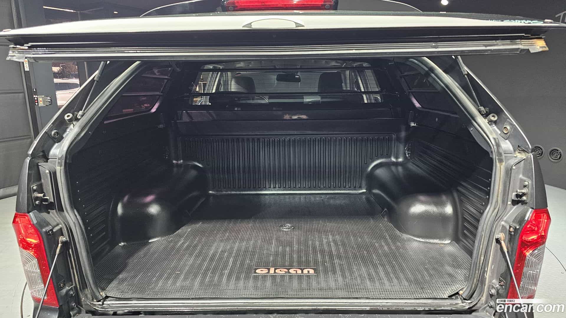 KORANDO KG_Mobility_Ssangyong 2014.8-OPTION-024