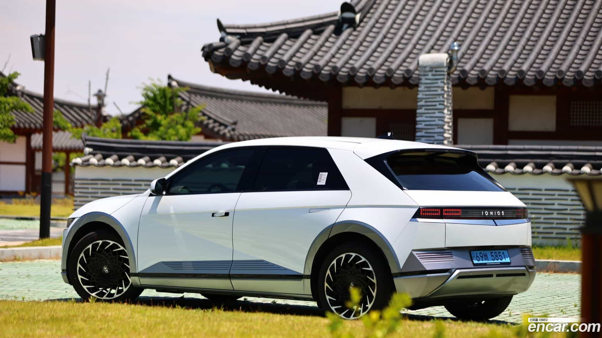 Ioniq5 Hyundai 2022.4-OUTER-001