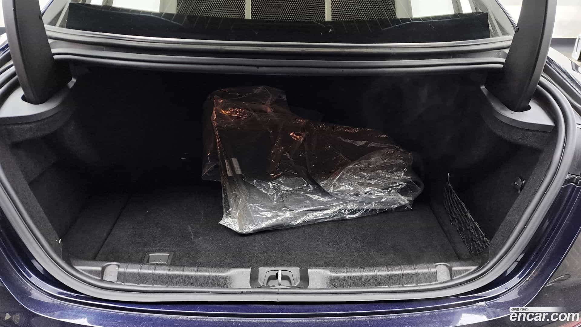 Ghibli Maserati 2017.1-OPTION-024