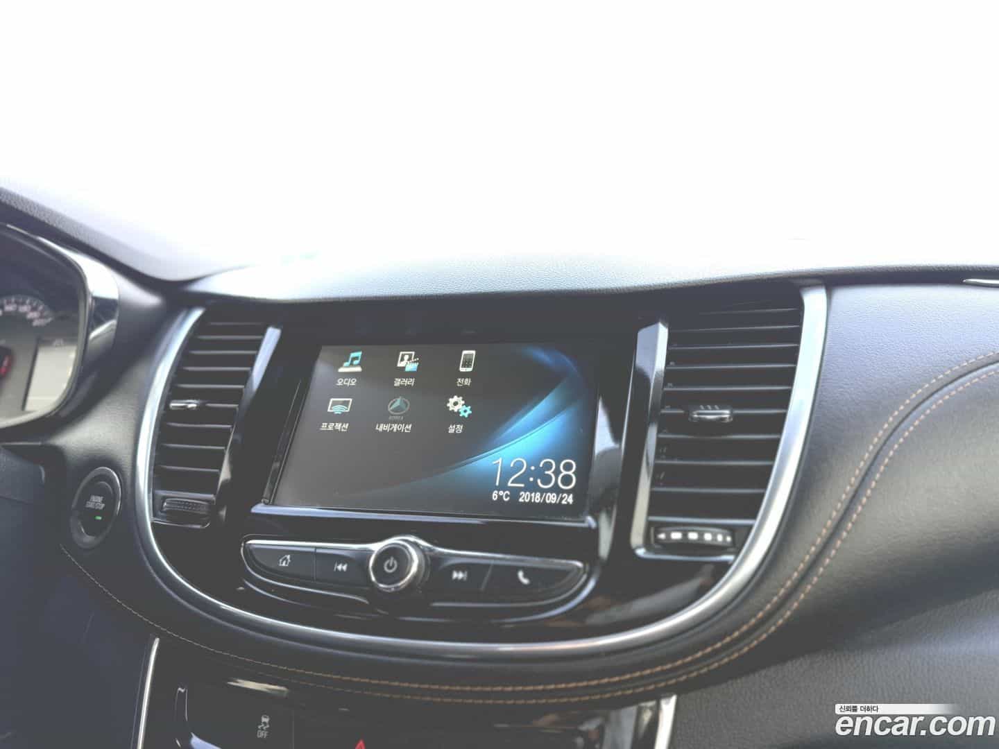 Trax ChevroletGMDaewoo 2018.0-OPTION-019