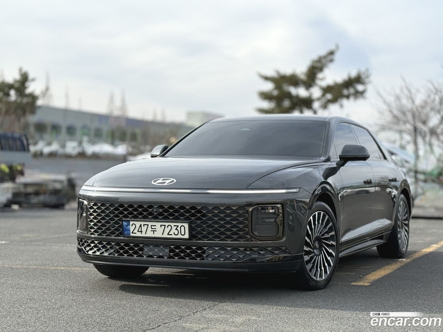 Main__Slider__Photo:Grandeur Hyundai 2023.8-0