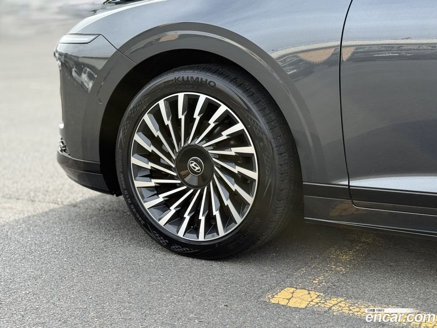 Main__Slider__Photo:Grandeur Hyundai 2023.8-4