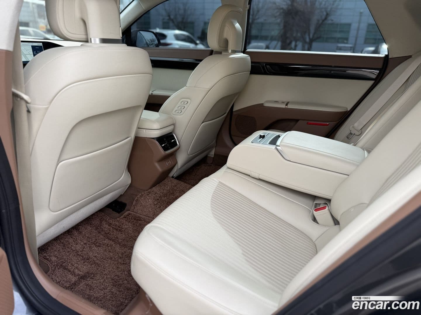 Main__Slider__Photo:Grandeur Hyundai 2023.8-10