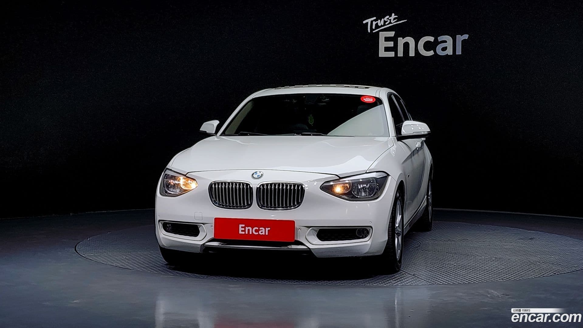 Main__Slider__Photo:1-Series BMW 2014.8-2