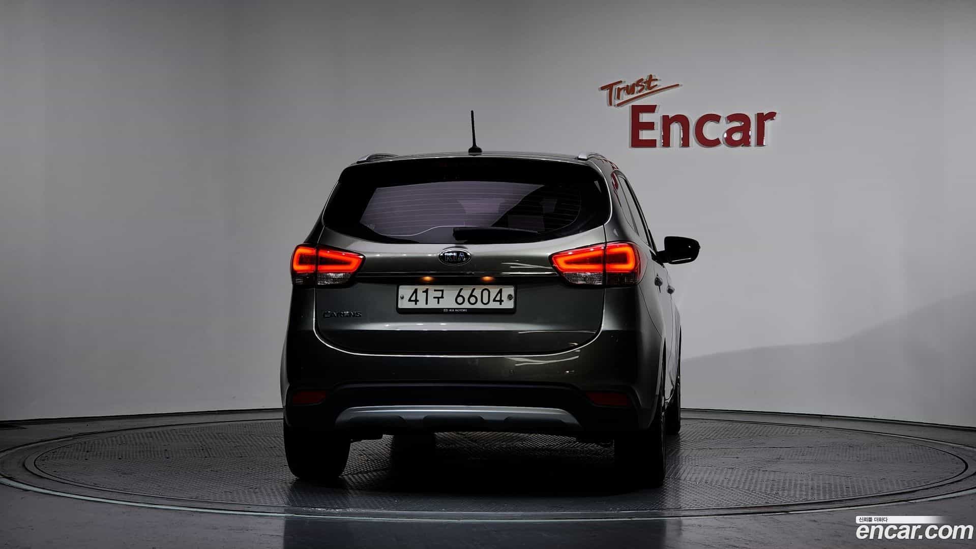 Carens Kia 2017.1-OUTER-004