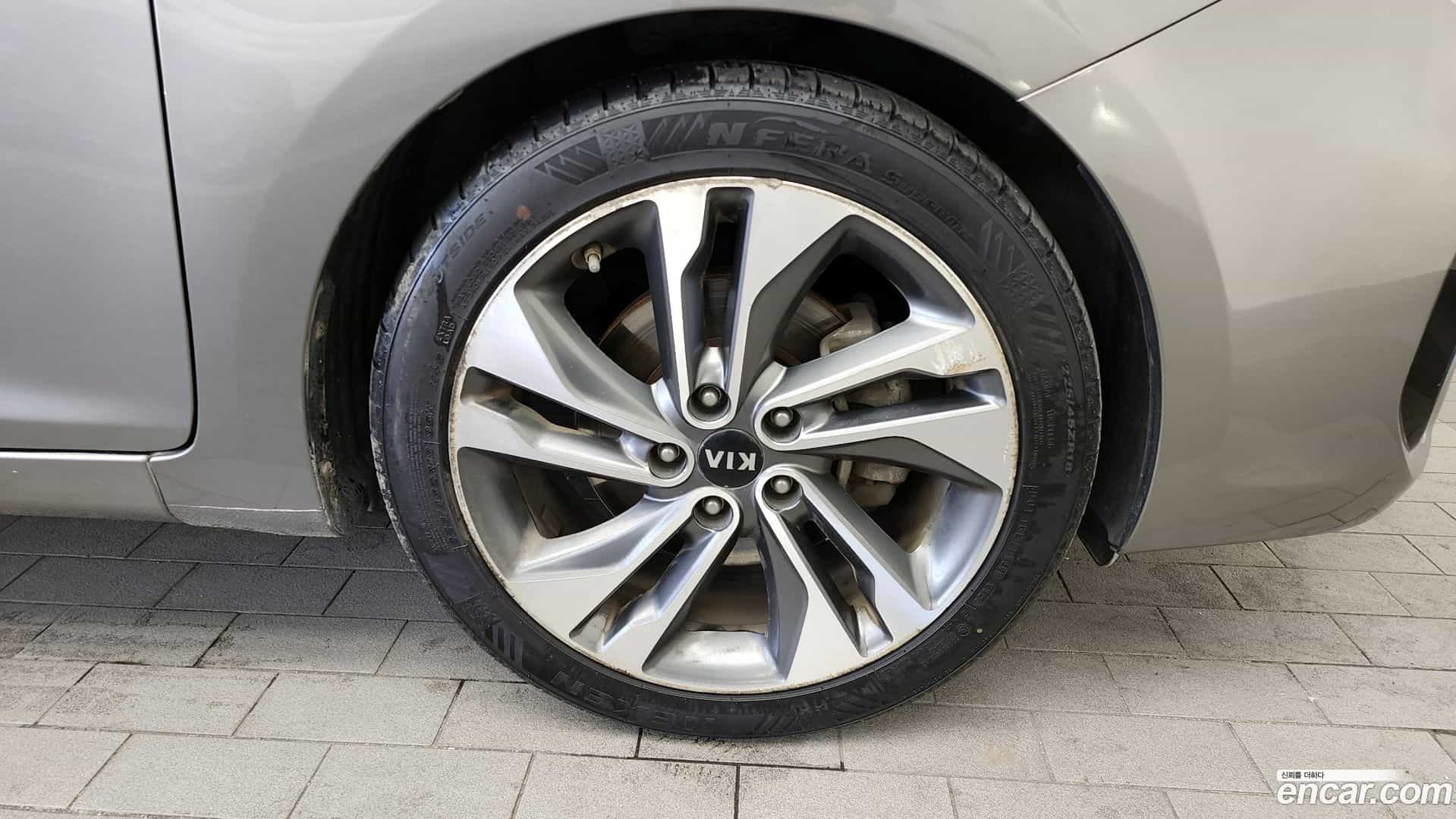 Carens Kia 2017.1-OUTER-005