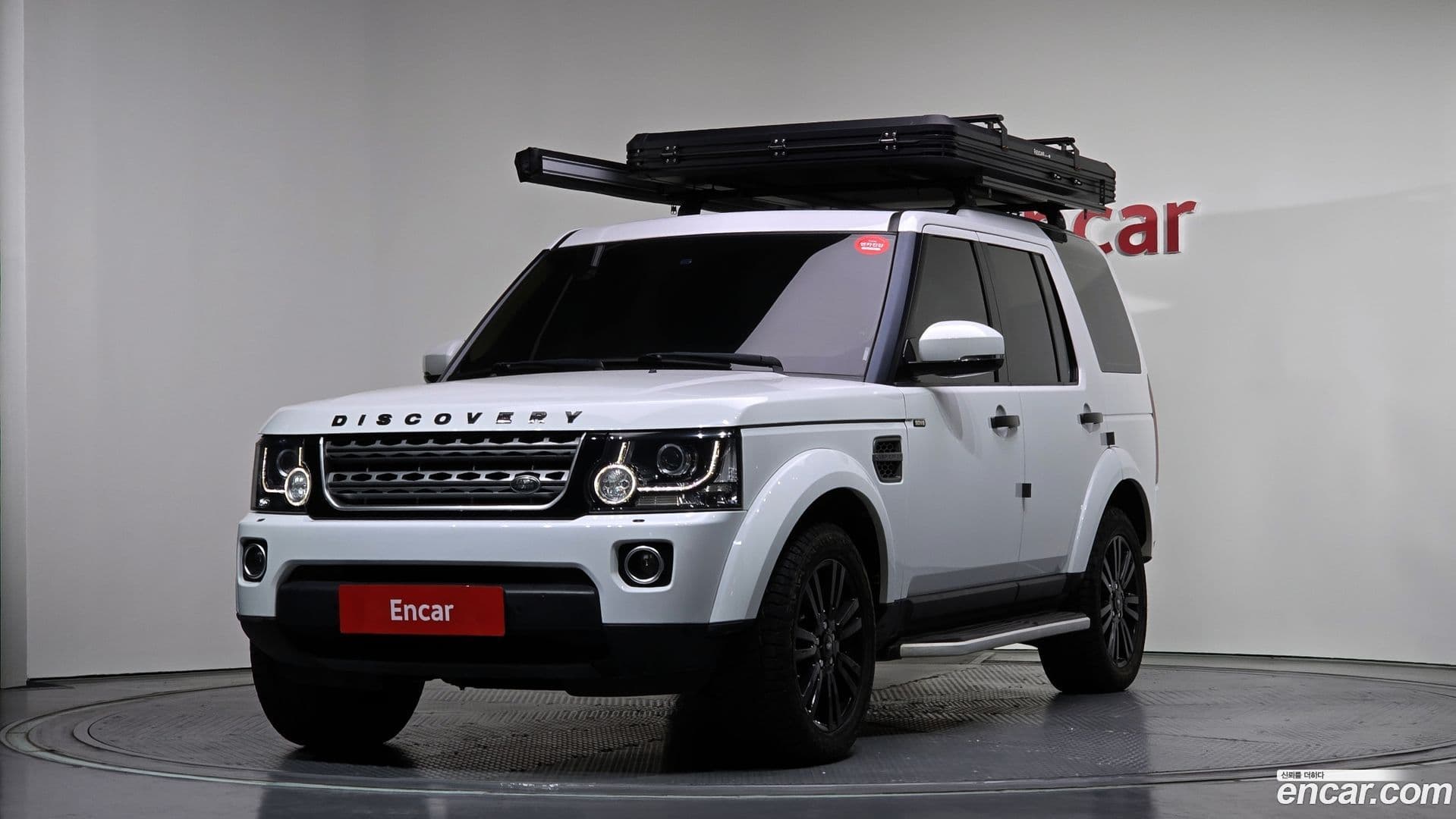 Main__Slider__Photo:Discovery Land Rover 2015.0-0