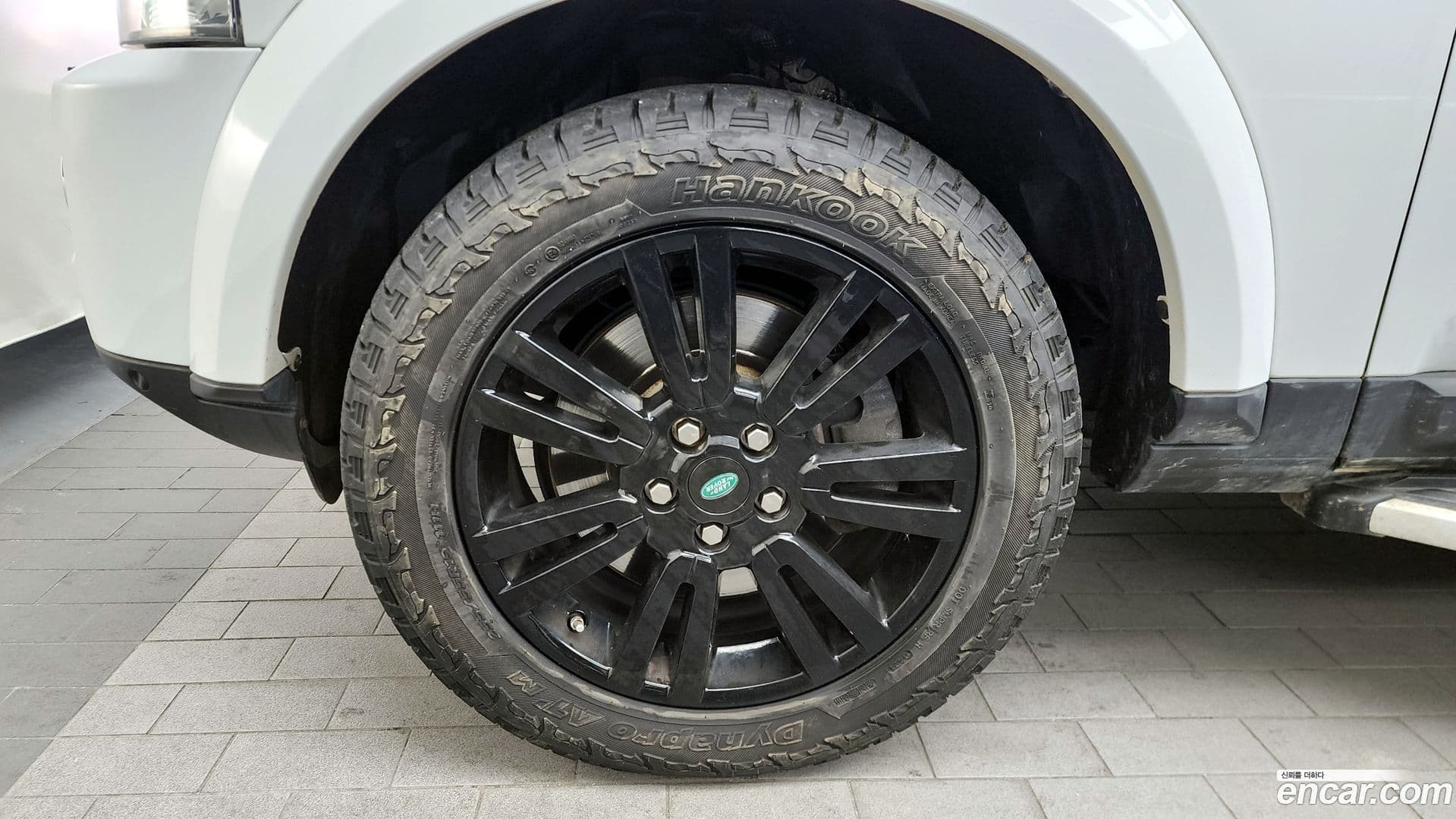 Main__Slider__Photo:Discovery Land Rover 2015.0-4