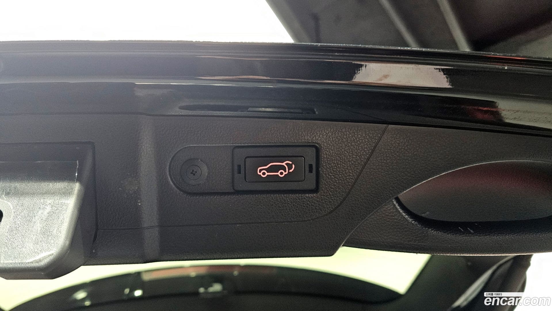 Main__Slider__Photo:Rexton KG_Mobility_Ssangyong 2020.11-19