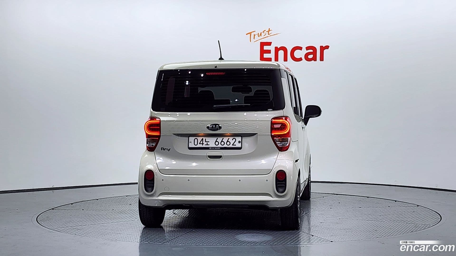 Main__Slider__Photo:RAY Kia 2019.4-3