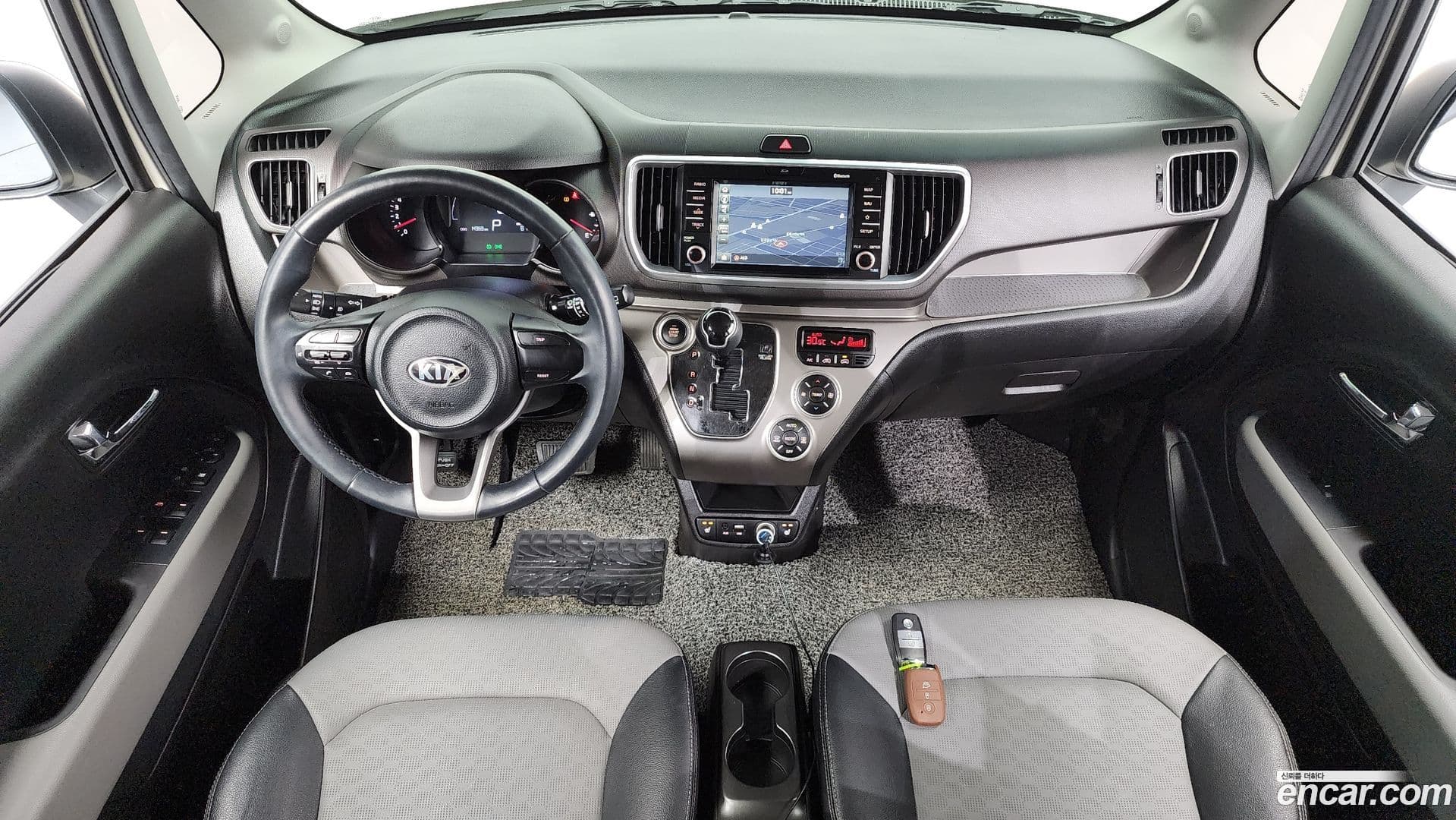 Main__Slider__Photo:RAY Kia 2019.4-6