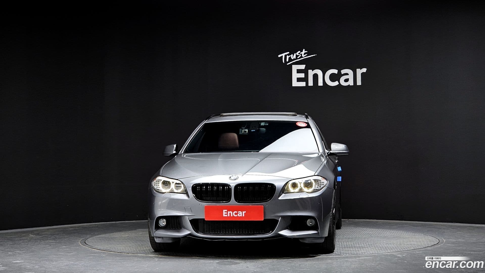 Main__Slider__Photo:5-Series BMW 2012.11-2