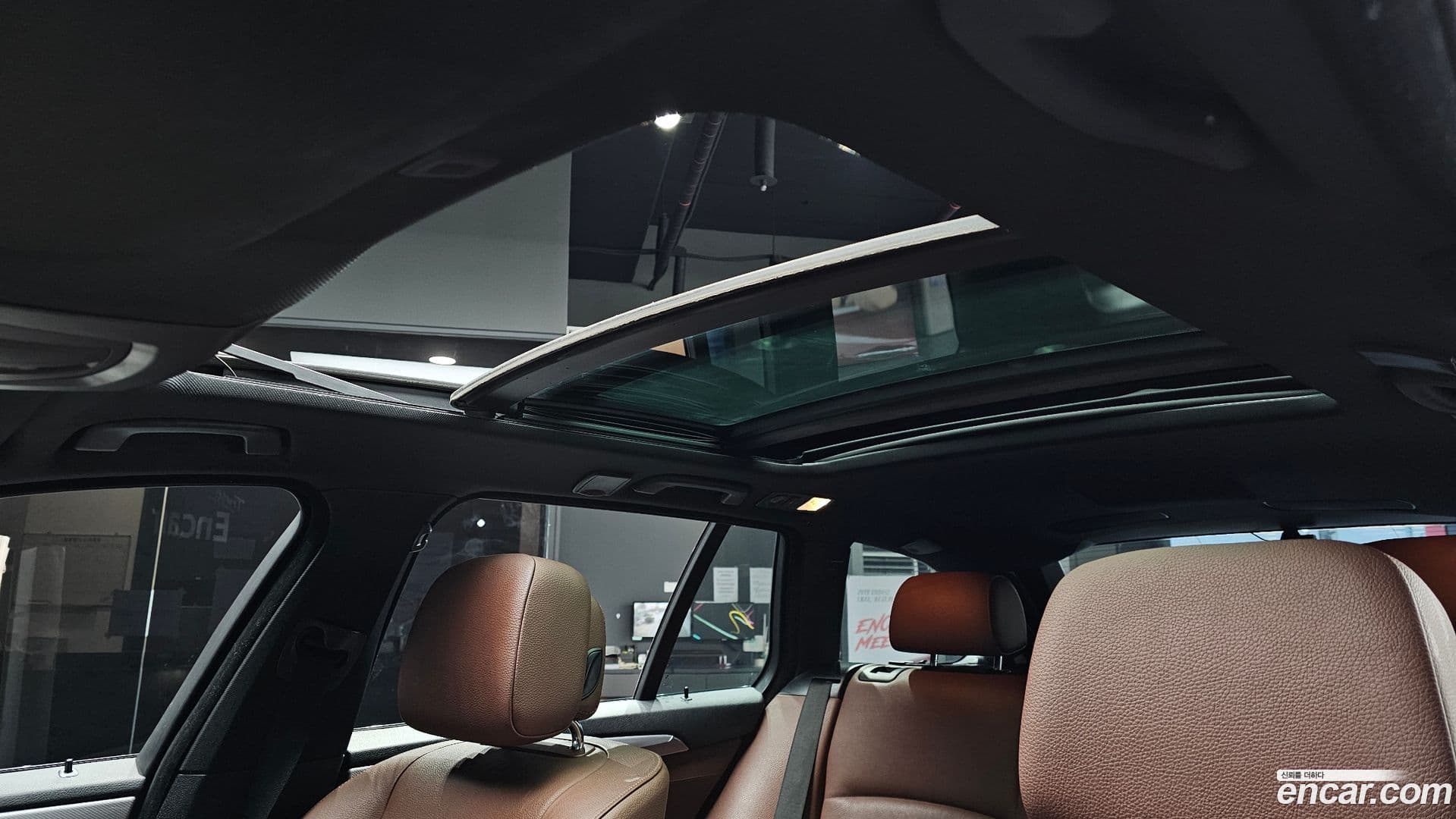 Main__Slider__Photo:5-Series BMW 2012.11-16