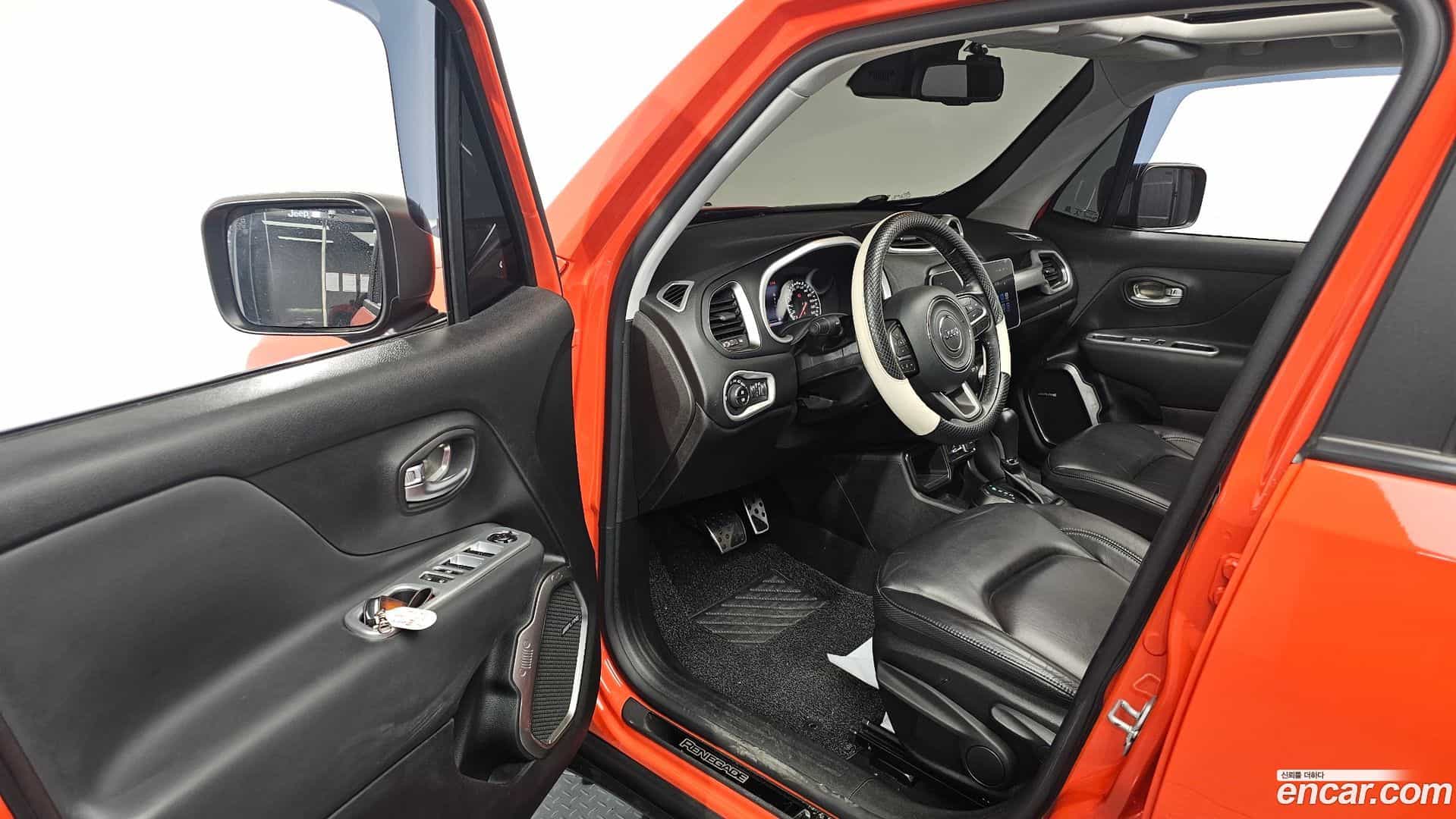 Renegade Jeep 2020.2-INNER-010