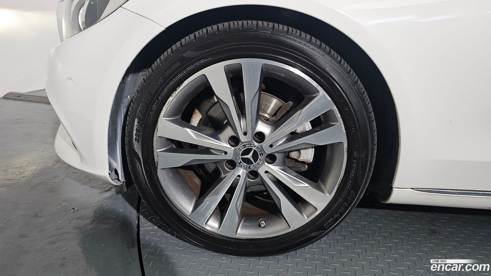 Main__Slider__Photo:C-Class Mercedes-Benz 2017.11-4