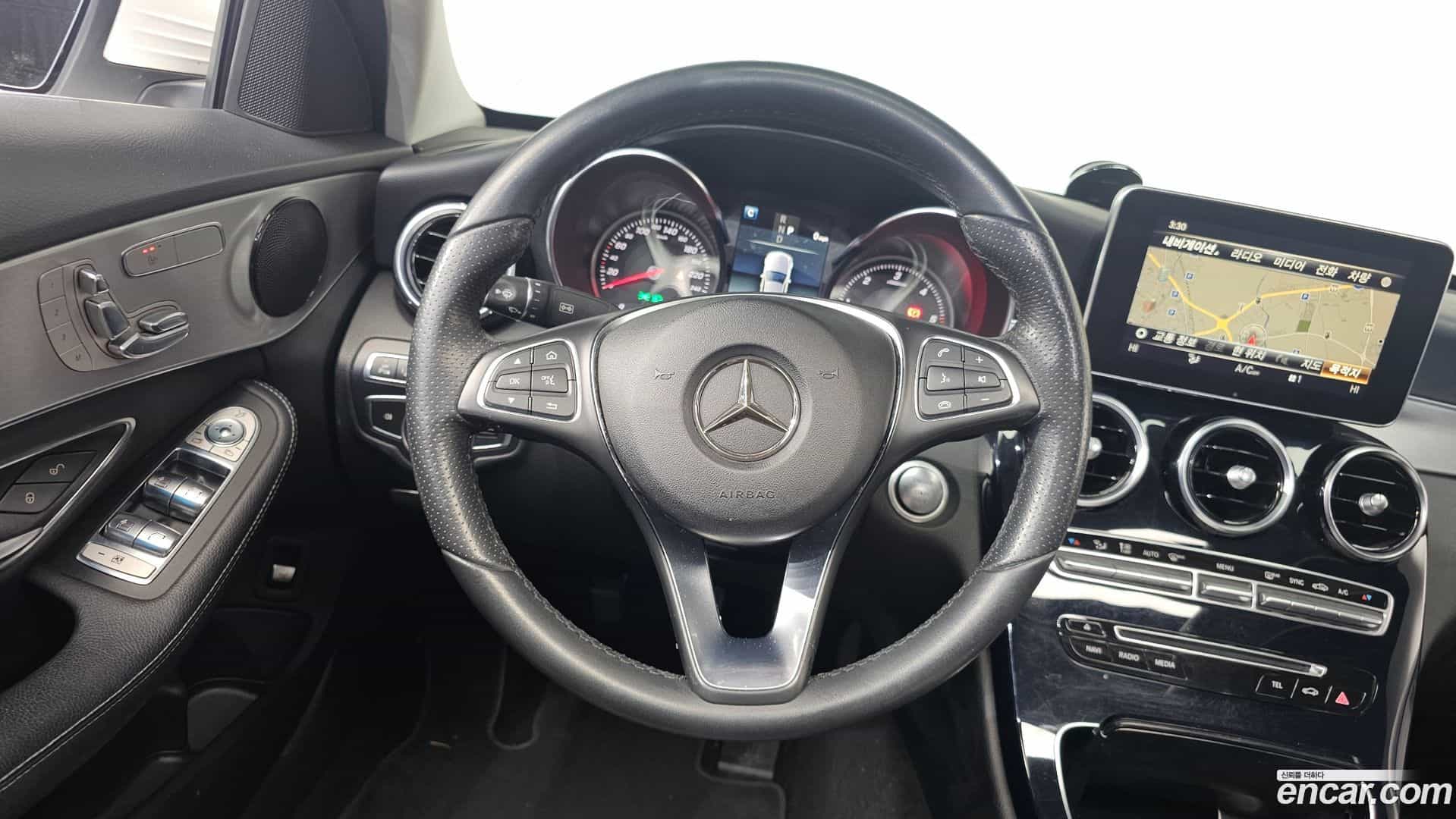 C-Class Mercedes-Benz 2017.11-OPTION-017