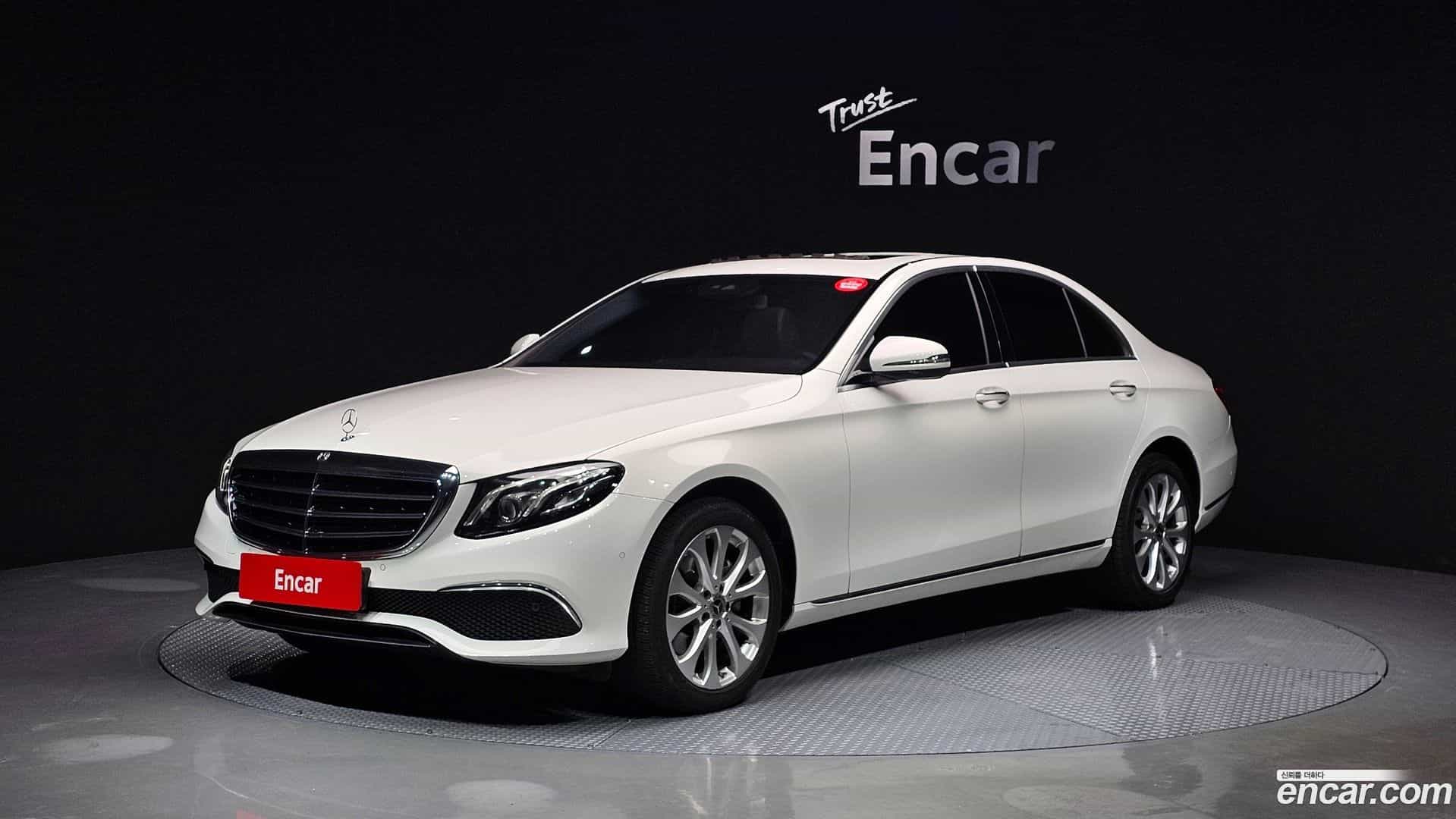 E-Class Mercedes-Benz 2019.10-OUTER-001