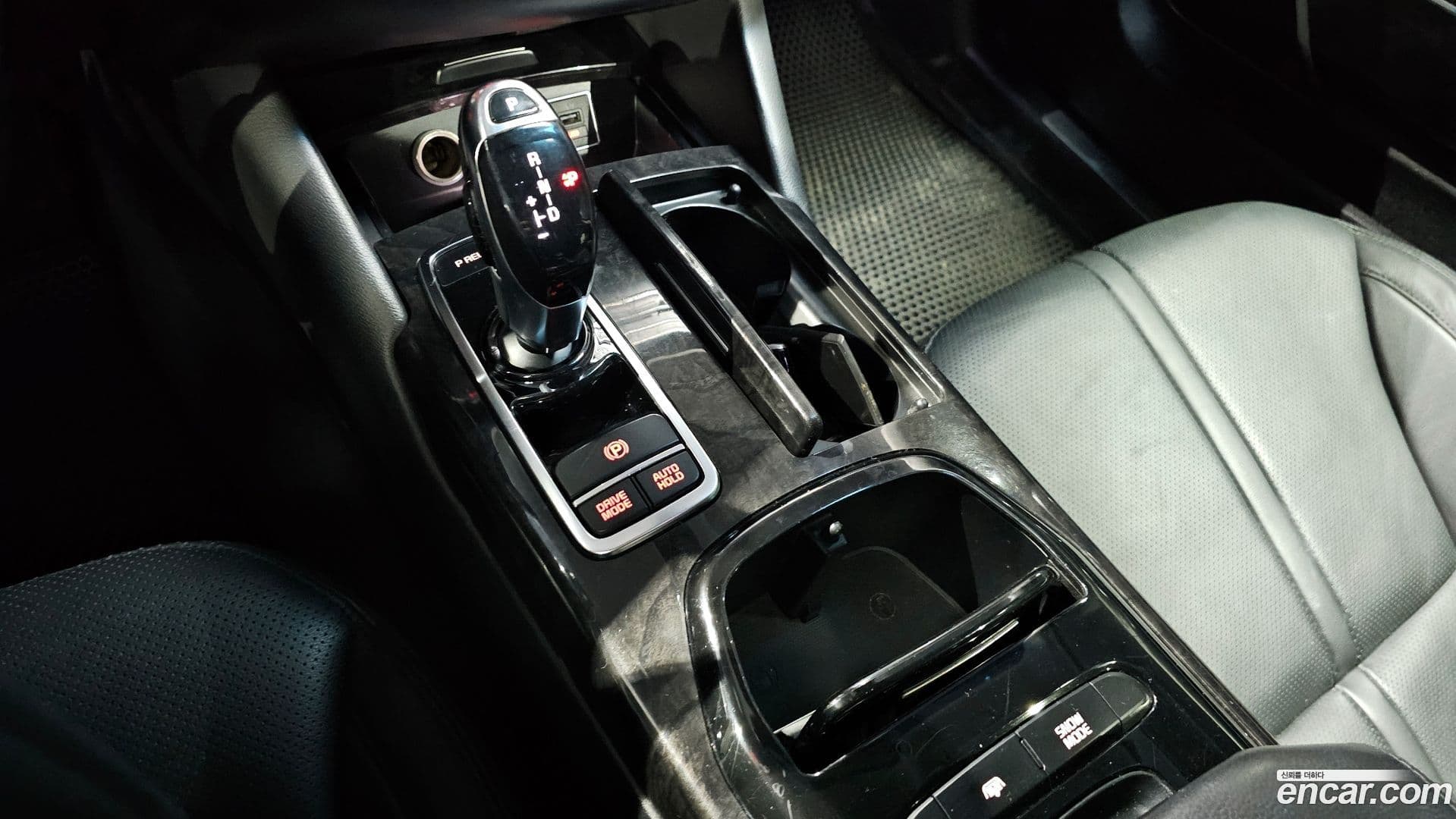 Main__Slider__Photo:K9 Kia 2013.7-8