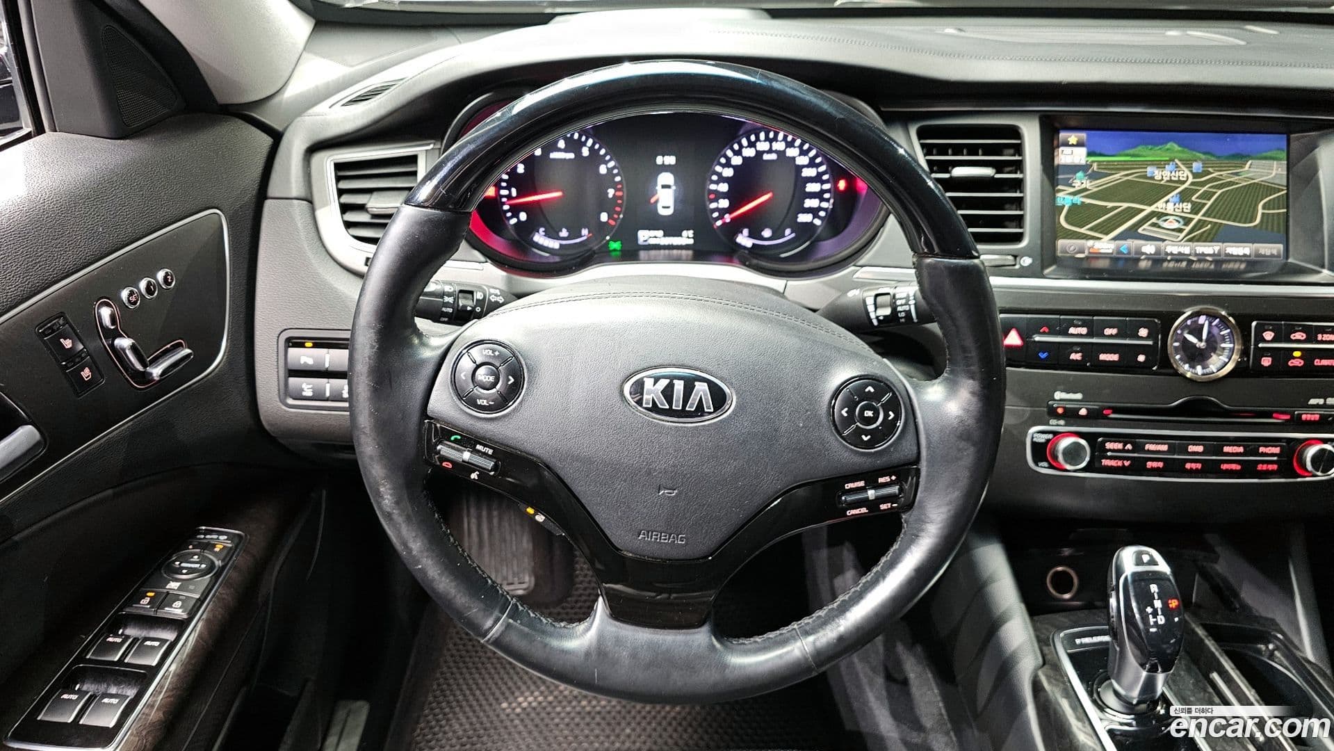 Main__Slider__Photo:K9 Kia 2013.7-12