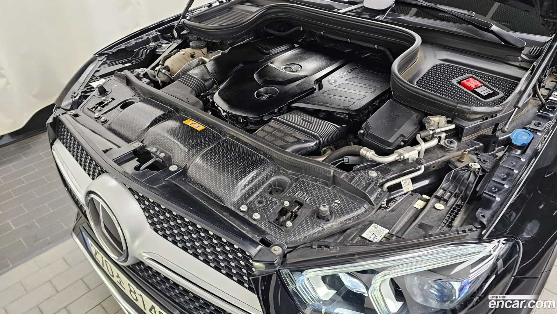 GLE-Class Mercedes-Benz 2021.1-INNER-006