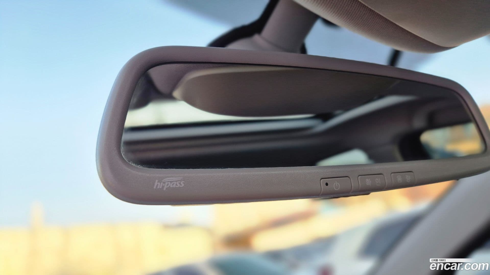 Main__Slider__Photo:QM3 Renault-KoreaSamsung 2017.7-17