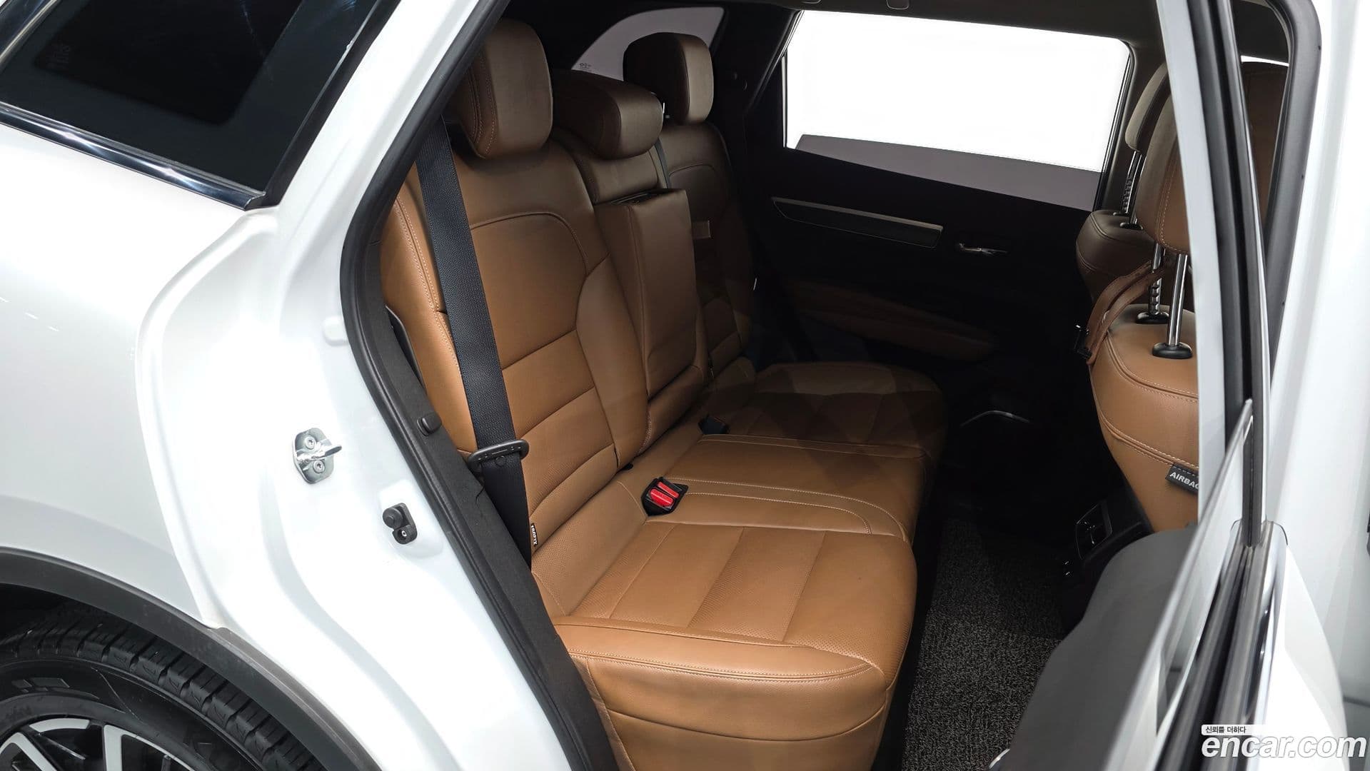 Main__Slider__Photo:QM6 Renault-KoreaSamsung 2022.0-11