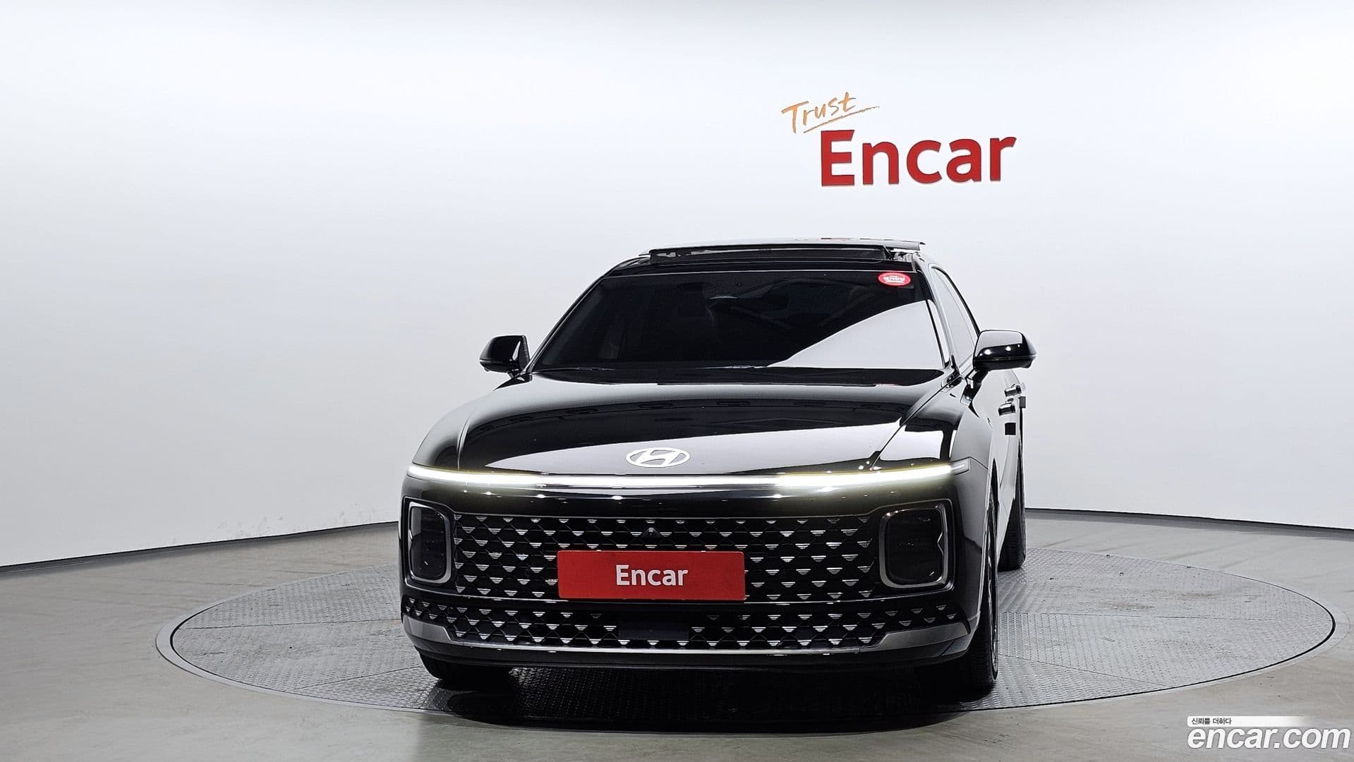 Main__Slider__Photo:Grandeur Hyundai 2023.5-2