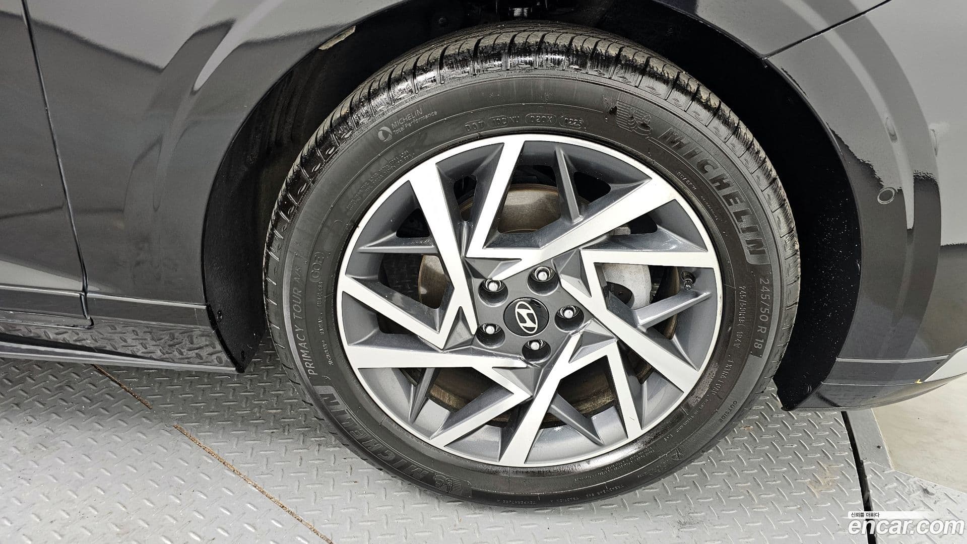 Main__Slider__Photo:Grandeur Hyundai 2023.5-4