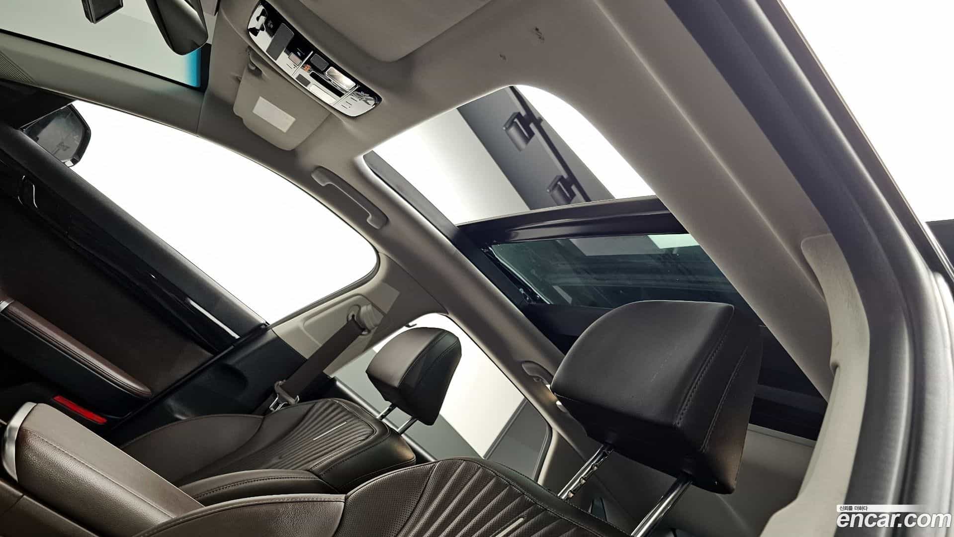 Grandeur Hyundai 2023.5-OPTION-023